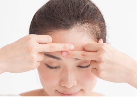 Hướng dẫn cách massage mắt đúng cách của người Nhật